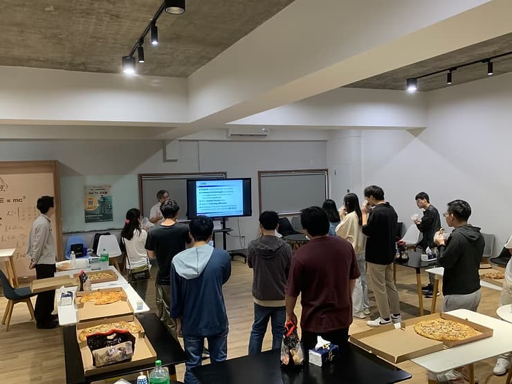 楊副院長分享自身參加EMI研習經驗