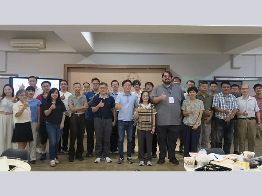 114-1理學院教師EMI交流會大合照